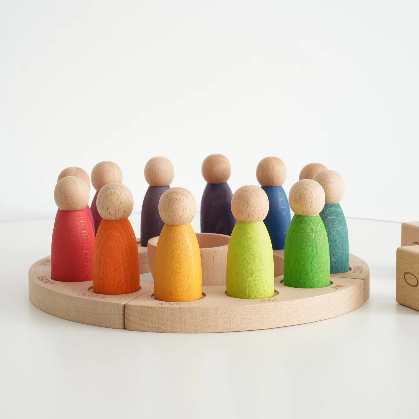 Dip-Dyed Beech Wood Calendar – Villain Play House Ornaments, Kindergarten Educational Building Blocks